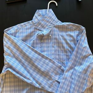 JOS A BANK Traveler Button Down in Large